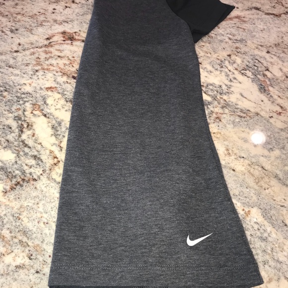 NWOT Nike golf shirt - Picture 4 of 4